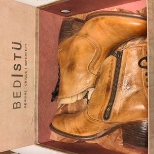 Bed Stu lace up boots sz8